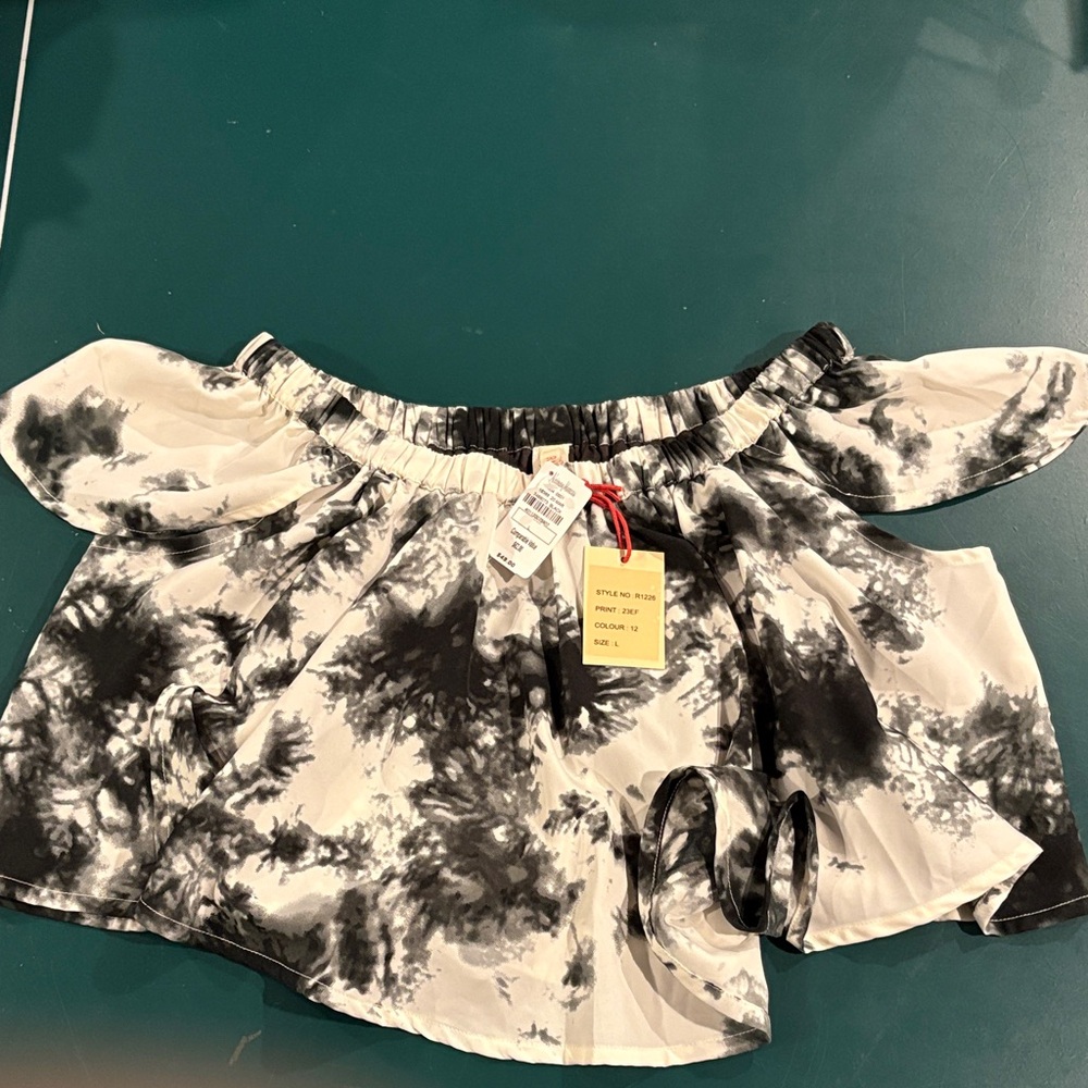 RAGA Black and White Tie-Dye Crop Top